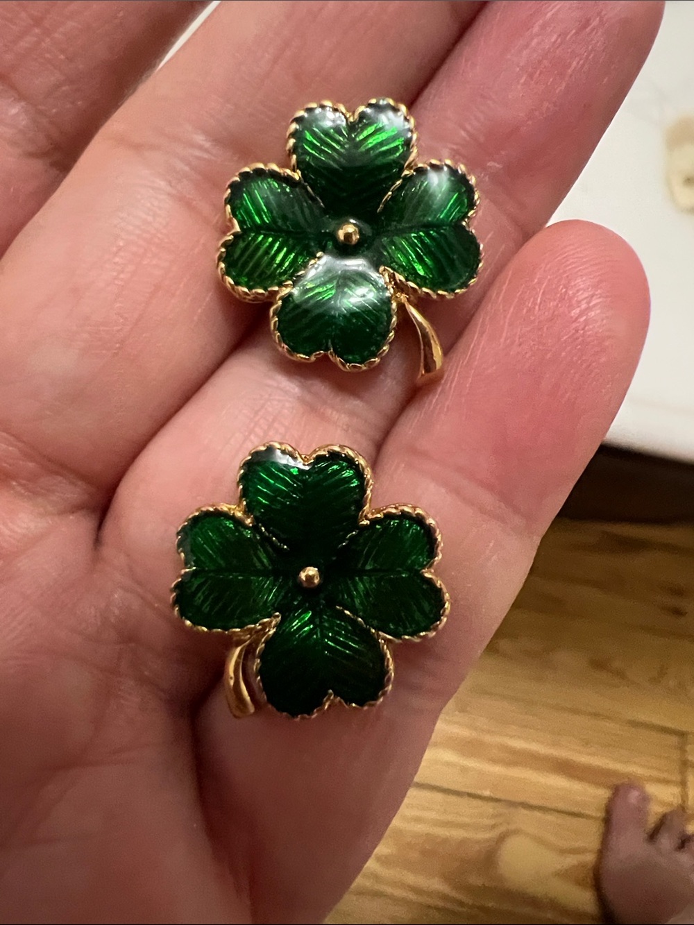 Avon Green Enamel Four-Leaf Clover Stud Earrings